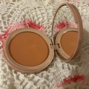 Makeup Mekka Norwegian Bronzer Bronzelicious-Glowy Please!